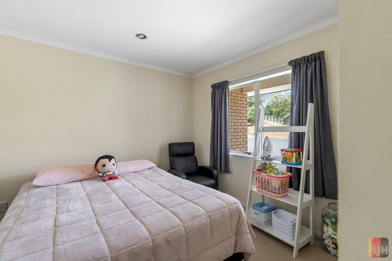 Photo of property in 11 Pandora Rise, Huntly, 3700