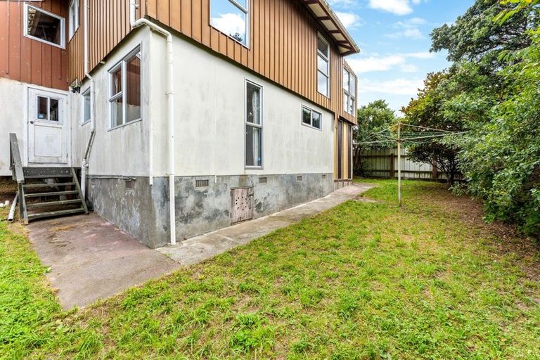 Photo of property in 150-a Dowse Drive, Maungaraki, Lower Hutt, 5010
