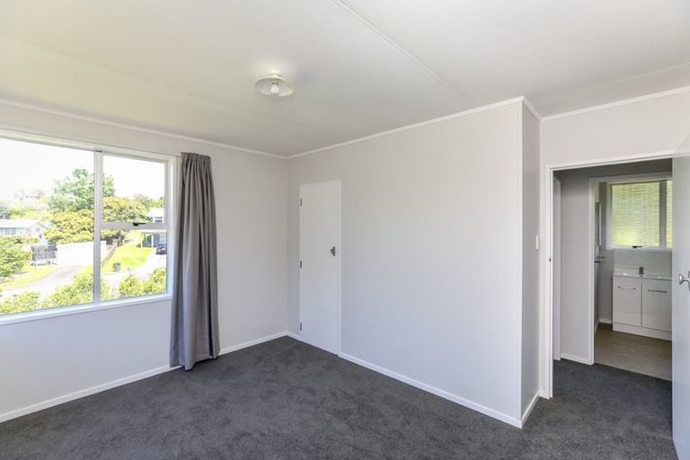 Photo of property in 10 Tavistock Street, Westown, New Plymouth, 4310