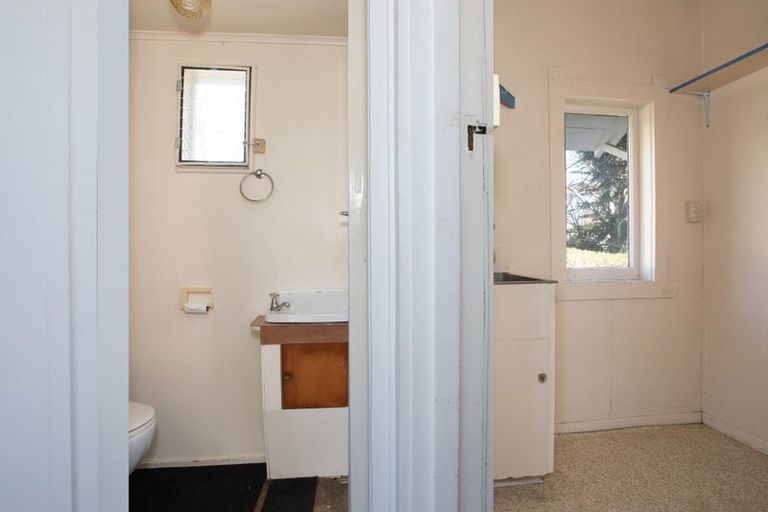 Photo of property in 46 Bridge Street, Bulls, 4818