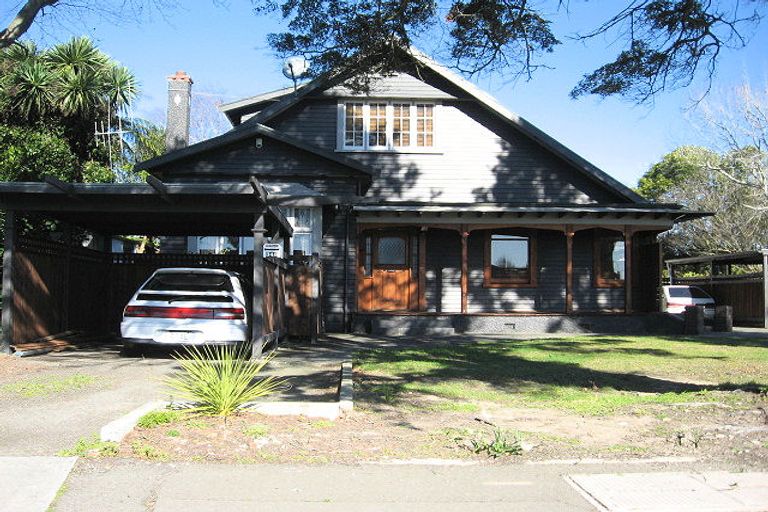 Photo of property in 348 College Street, West End, Palmerston North, 4410