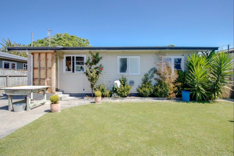 Photo of property in 20 Geddis Avenue, Maraenui, Napier, 4110