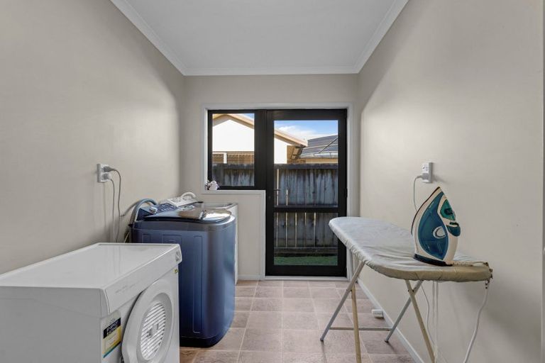 Photo of property in 9 Woodham Place, Rototuna North, Hamilton, 3210