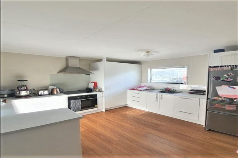 Photo of property in 1a Mchardie Street, Trentham, Upper Hutt, 5018