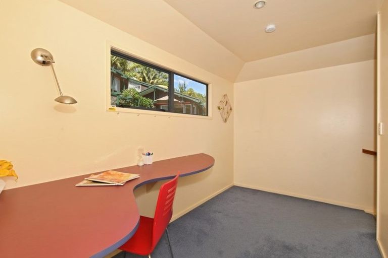 Photo of property in 92 Ngahere Drive, Horahora, Whangarei, 0110