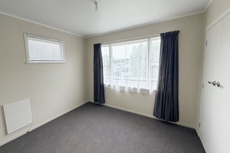 Photo of property in 17 Deal Crescent, Flaxmere, Hastings, 4120