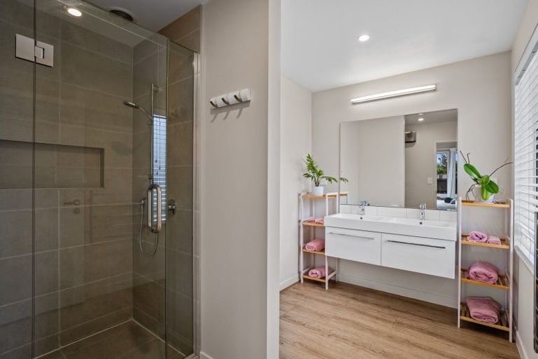 Photo of property in 7 Mallard Street, Albert Town, Wanaka, 9305