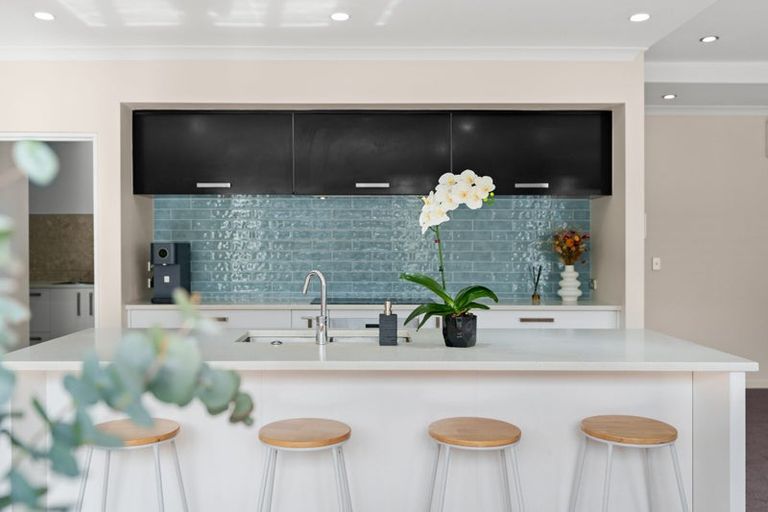 Photo of property in 6 Malachy Grove, Aidanfield, Christchurch, 8025