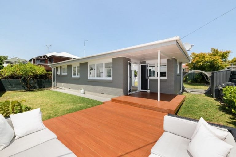 Photo of property in 239b Ngatai Road, Otumoetai, Tauranga, 3110