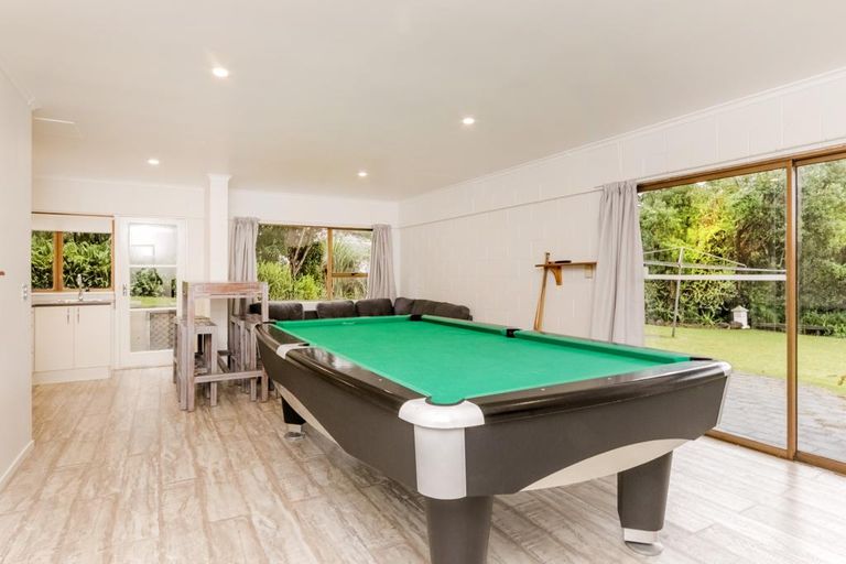 Photo of property in 30 Realm Place, Massey, Auckland, 0614