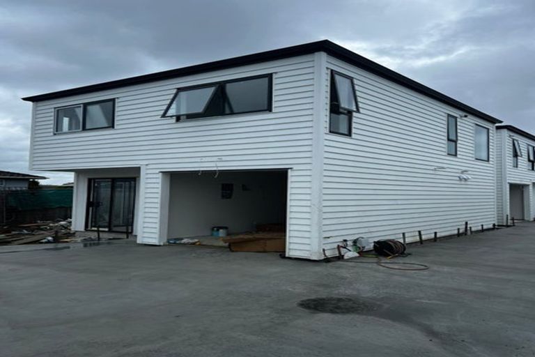 Photo of property in 60d Heybridge Street, Manurewa, Auckland, 2102