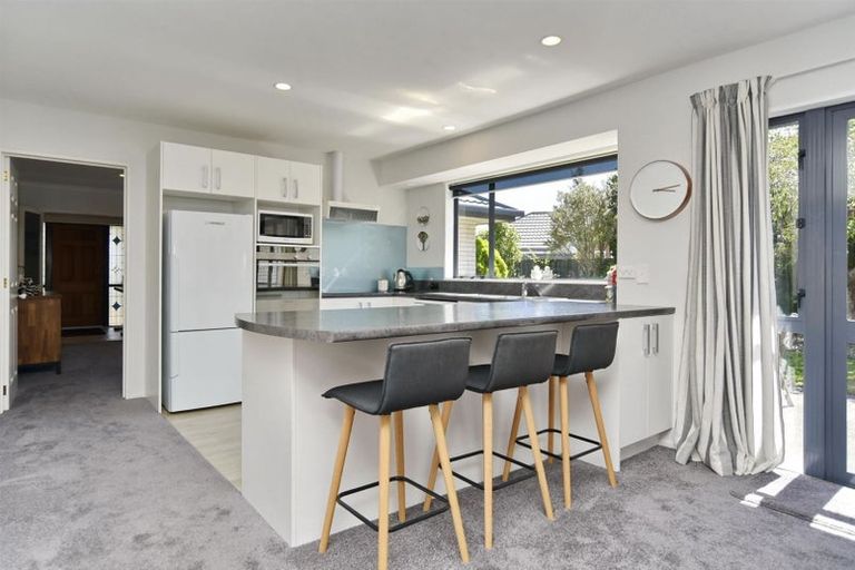 Photo of property in 20 Innisfree Place, Northwood, Christchurch, 8051