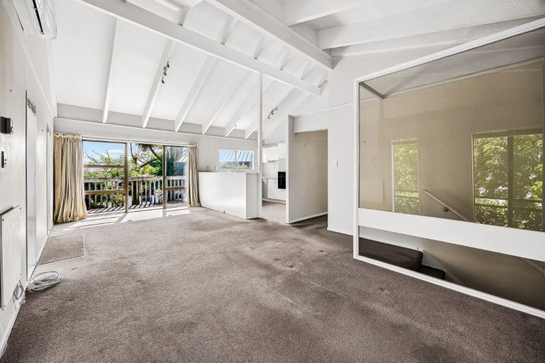 Photo of property in 2/13 Muritai Road, Milford, Auckland, 0620