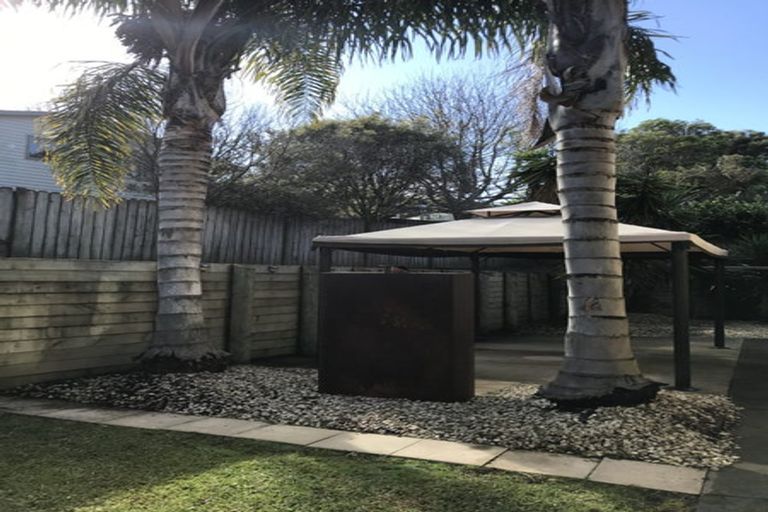 Photo of property in 19 Toomer Place, Beachlands, Auckland, 2018
