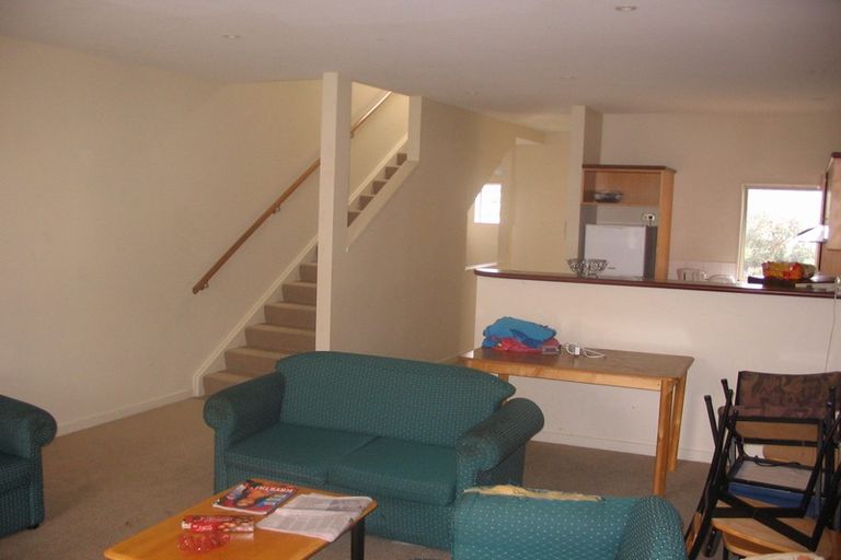 Photo of property in 193 Tasman Street, Mount Cook, Wellington, 6021