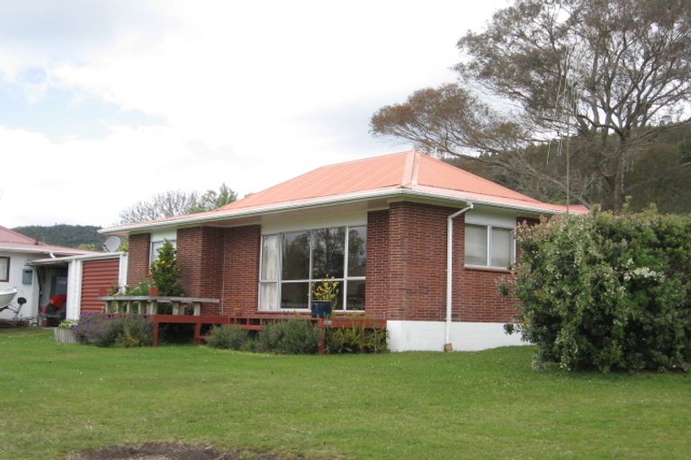 Photo of property in 66a Wharetoroa Drive, Rotoiti Forest, Rotorua, 3074