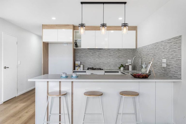 Photo of property in 1d Hollinbrigg Place, Manurewa, Auckland, 2102