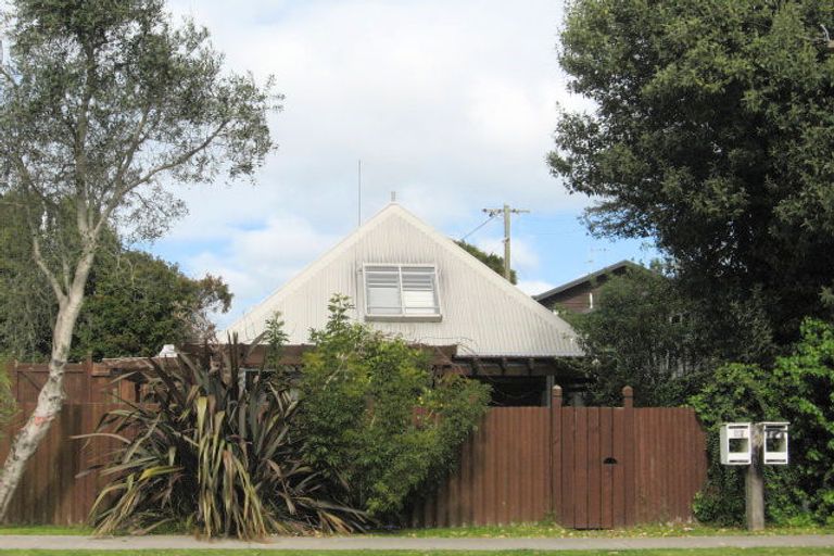Photo of property in 240b Papamoa Beach Road, Papamoa Beach, Papamoa, 3118