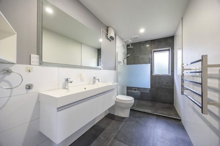 Photo of property in 56 Lothian Brae, Wattle Downs, Auckland, 2103