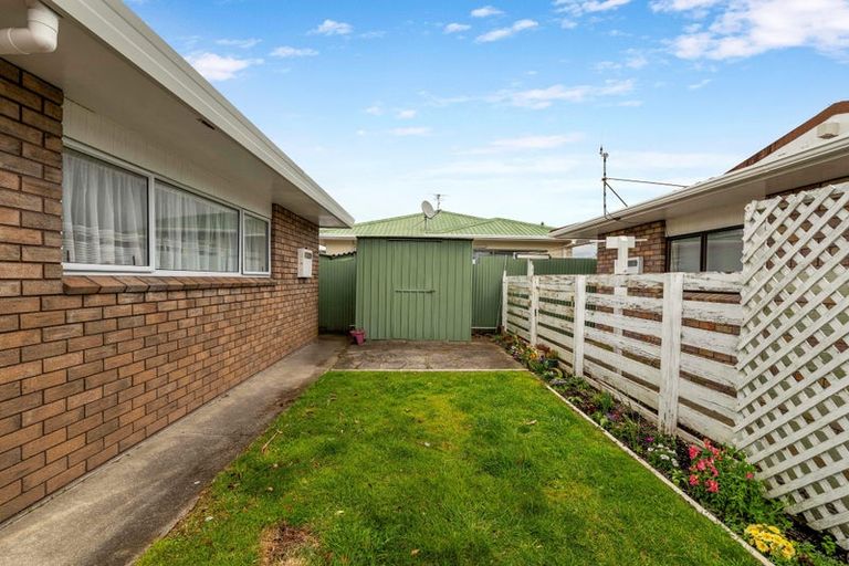 Photo of property in 1/36 Tukapa Street, Westown, New Plymouth, 4310