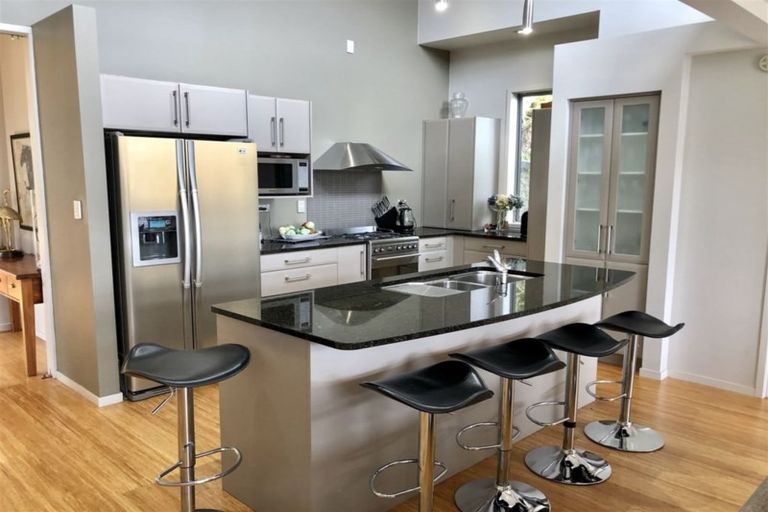 Photo of property in 37a Mount Avenue, Pauanui, Hikuai, 3579