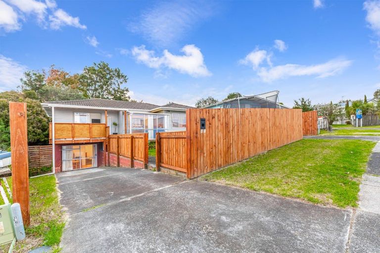 Photo of property in 13 Redwood Drive, Massey, Auckland, 0614