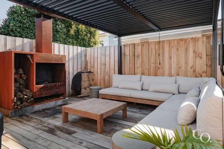 Photo of property in 17 Freyberg Street, Otumoetai, Tauranga, 3110