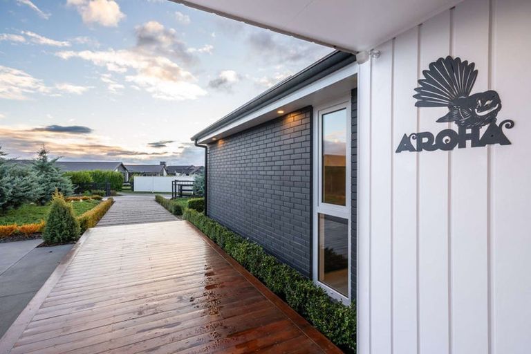 Photo of property in 1 Moemoea Place, Cambridge, 3434