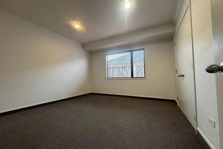 Photo of property in 1 Washington Place, Havelock North, 4130