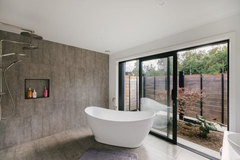 Photo of property in 38a Pohutukawa Drive, Levin, 5571