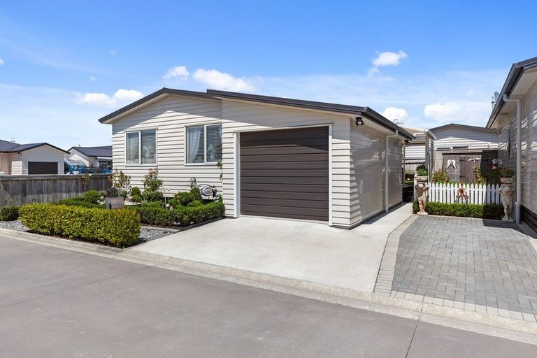 Photo of property in 318/11 Kamahi Crescent, Papamoa Beach, Papamoa, 3118