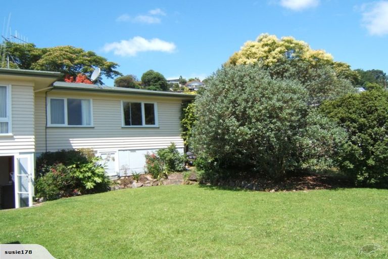 Photo of property in 28 Carlton Street, Bellevue, Tauranga, 3110
