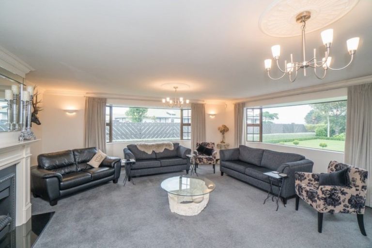 Photo of property in 74 Rata Street, Hawera, 4610