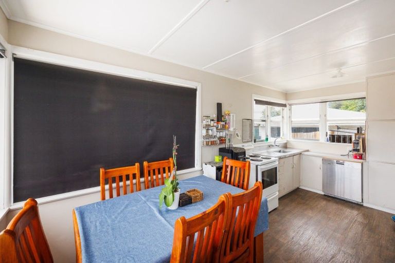 Photo of property in 582 Pioneer Highway, Highbury, Palmerston North, 4412