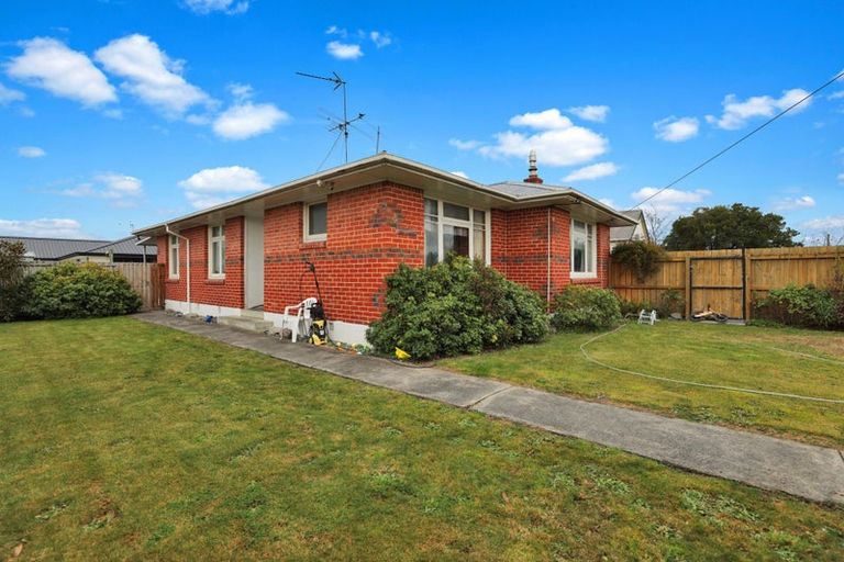 Photo of property in 71 Mcmurdo Street, Tinwald, Ashburton, 7700