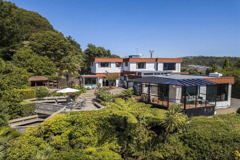 Photo of property in 27 Mercury Way, Whitby, Porirua, 5024