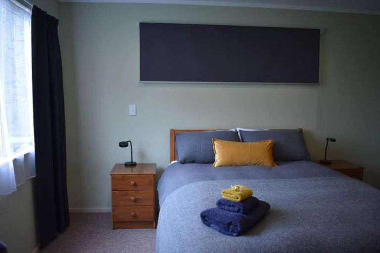 Photo of property in 6 Glendavar Street, Berhampore, Wellington, 6023