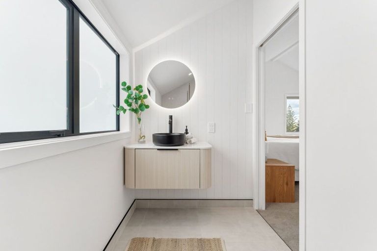 Photo of property in 144b Bellevue Road, Brookfield, Tauranga, 3110