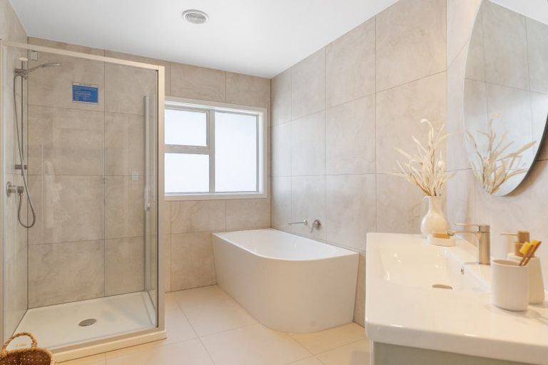 Photo of property in 30 Huia Street, Waikanae, 5036