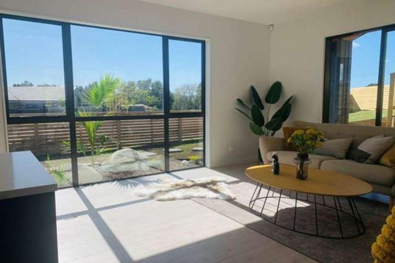 Photo of property in 52 Pukemarino Road, Waimauku, 0812