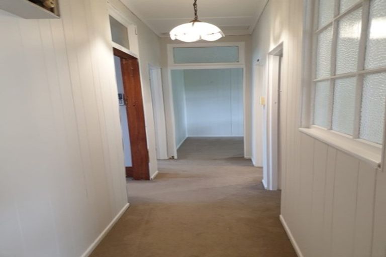 Photo of property in 56 Old Wairoa Road, Papakura, 2110