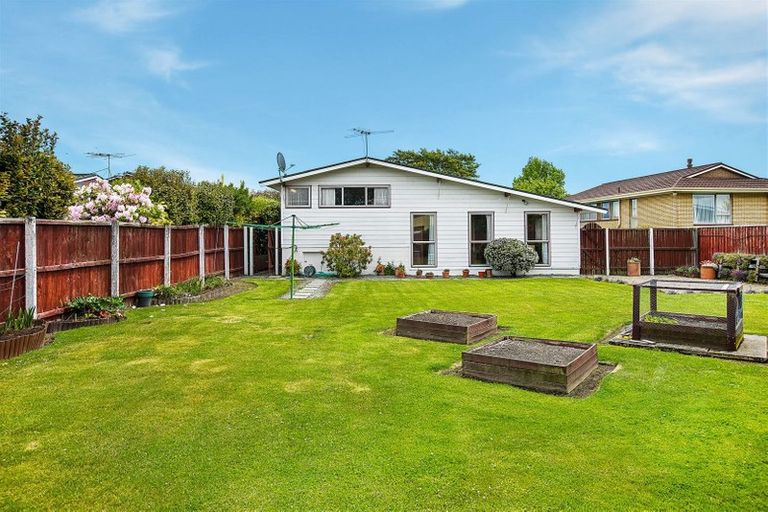 Photo of property in 5 Hillcrest Place, Avonhead, Christchurch, 8042