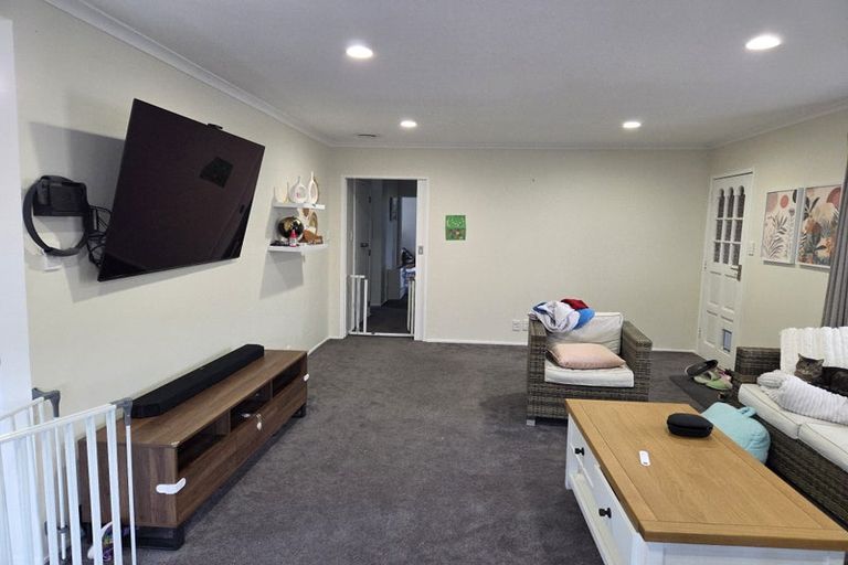 Photo of property in 13 Alton Grove, Masterton, 5810