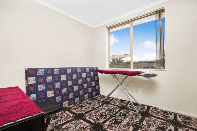 Photo of property in 33 Morewa Place, Takanini, 2112