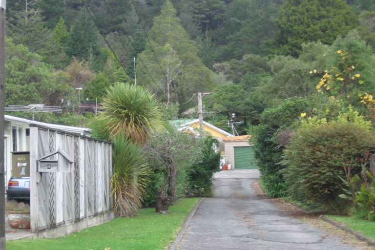 Photo of property in 9 Raukawa Street, Stokes Valley, Lower Hutt, 5019