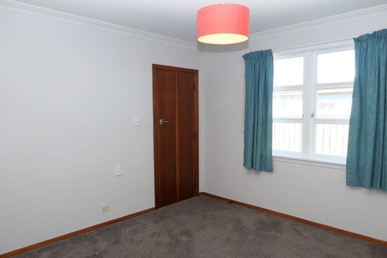 Photo of property in 20 Ngapotiki Street, Paraparaumu Beach, Paraparaumu, 5032