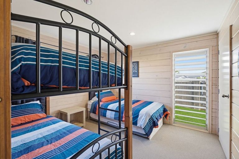 Photo of property in 42 Carina Way, Whitianga, 3510