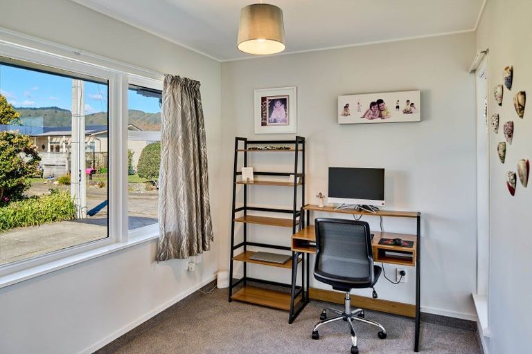 Photo of property in 50a Garden Road, Avalon, Lower Hutt, 5011