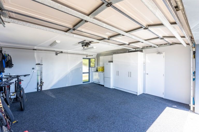 Photo of property in 92 Regent Drive, Paraparaumu Beach, Paraparaumu, 5032