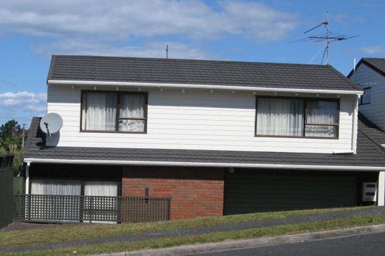 Photo of property in 1/165 Oaktree Avenue, Browns Bay, Auckland, 0630